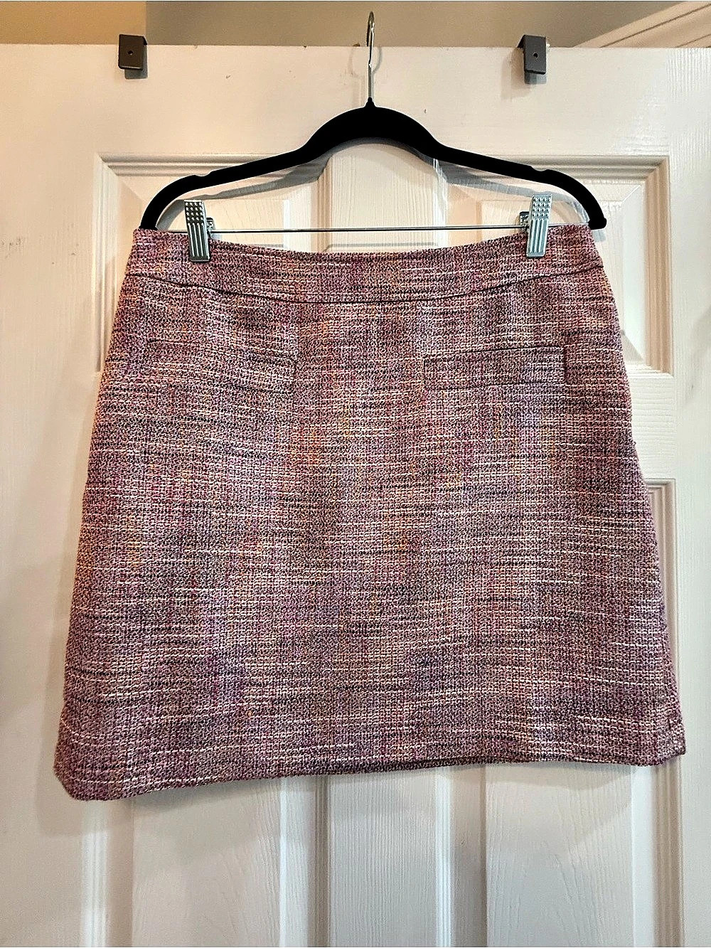 LOFT Textured Mini Skirt in Pink Size 6 Like New